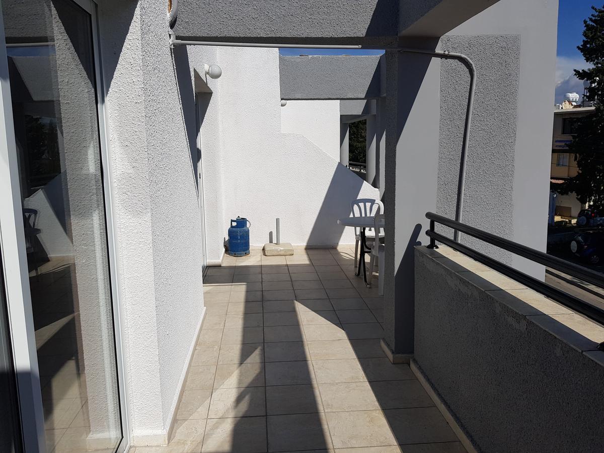 Valentinos Court Apartment Paphos Exterior photo